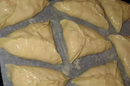 Пирожки с творогом и ананасом: шаг 2
