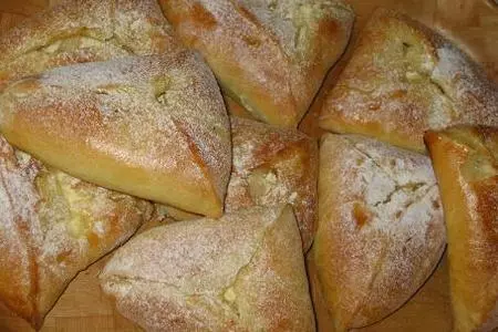 Пирожки с творогом и ананасом: шаг 3