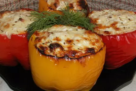 Перец,фаршированный курицей и рисом: шаг 1