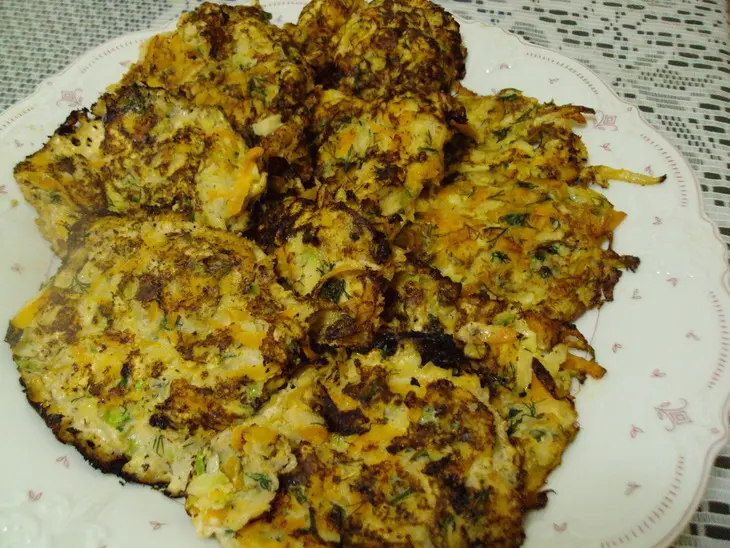 Оладьи с морковью и кабачками без муки: шаг 3