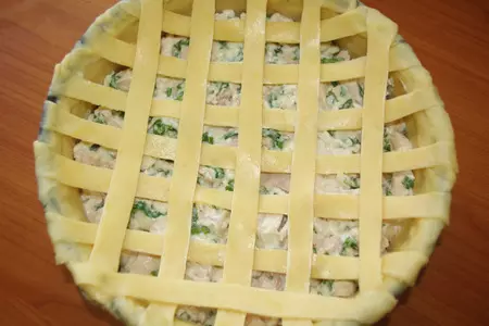 Пирог с клюквой и курицей: шаг 3