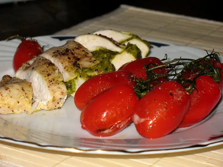 Куриная грудка с фисташковой начинкой: шаг 4