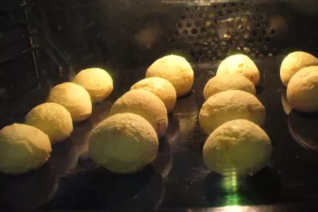 Бразильский сырный хлеб  пао ди кеджо (pаo de queijo): шаг 3