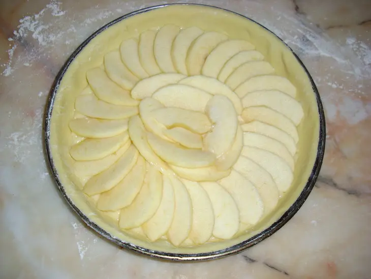 Tarta de manzana (яблочный торт): шаг 3