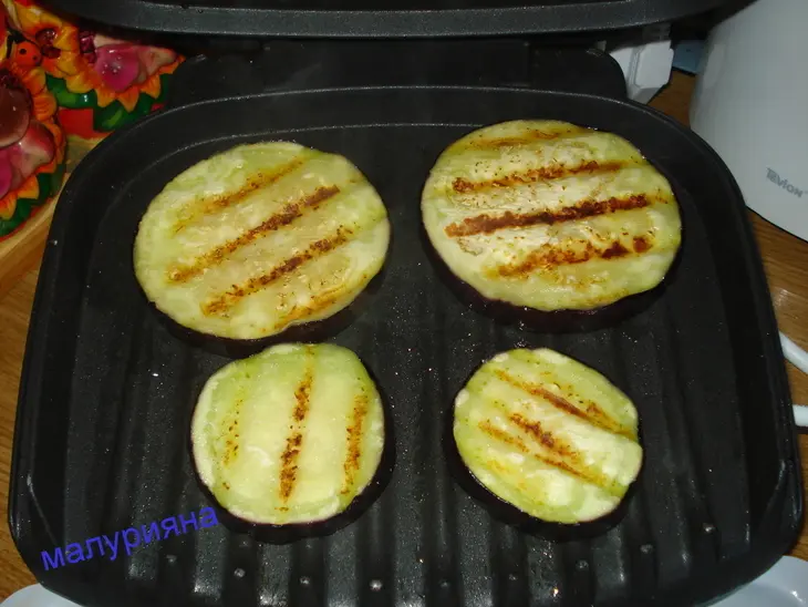 Башенки с моцареллой и баклажанами.: шаг 5