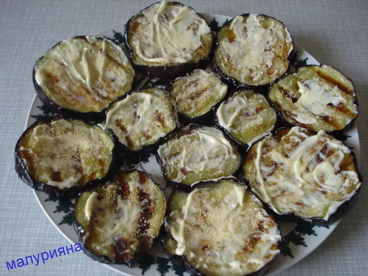 Башенки с моцареллой и баклажанами.: шаг 6