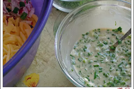 Сырный салат с редиской: шаг 3
