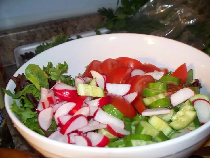 Просто очень вкусный салат-  !!!: шаг 5