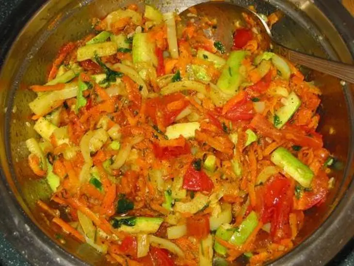 Рыбка  в духовке с обжаренными овощами: шаг 2
