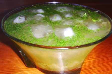 Холодный летний суп из алычи (студена супа от джанка): шаг 1