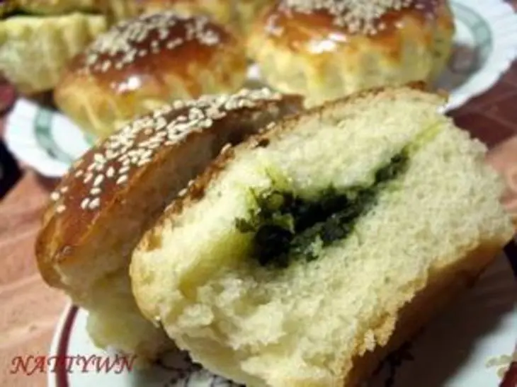 Булочки с начинкой из щавеля.: шаг 4