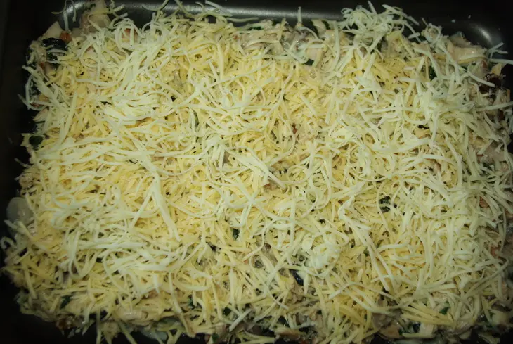 Лазанья с курицей и грецкими орехами: шаг 6