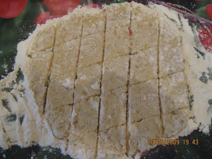 Капытки с мясом и соусом: шаг 2