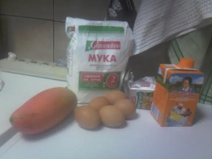 Эклеры с манго: шаг 1
