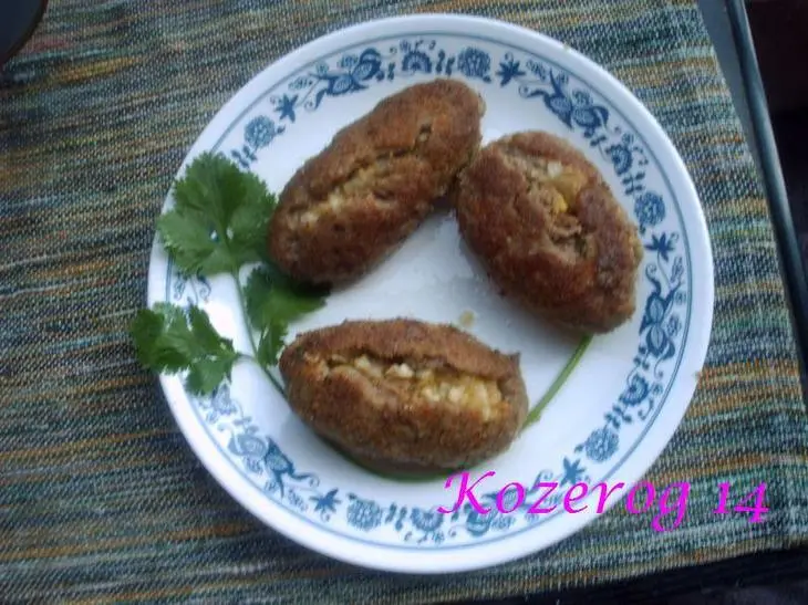 Зразы  с  яично-луковой  начинкой: шаг 1