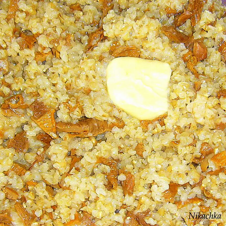 Пшеничная каша с грибами: шаг 6