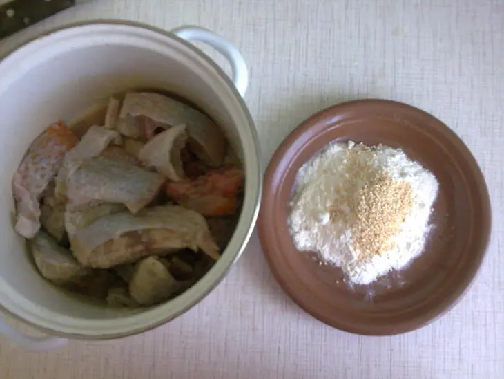 Тилапия жареная с кунжутом и  овощами: шаг 3