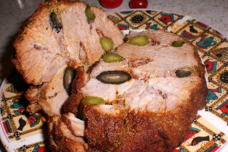 Свинина запеченная с маслинами и маринованными огурцами: шаг 7