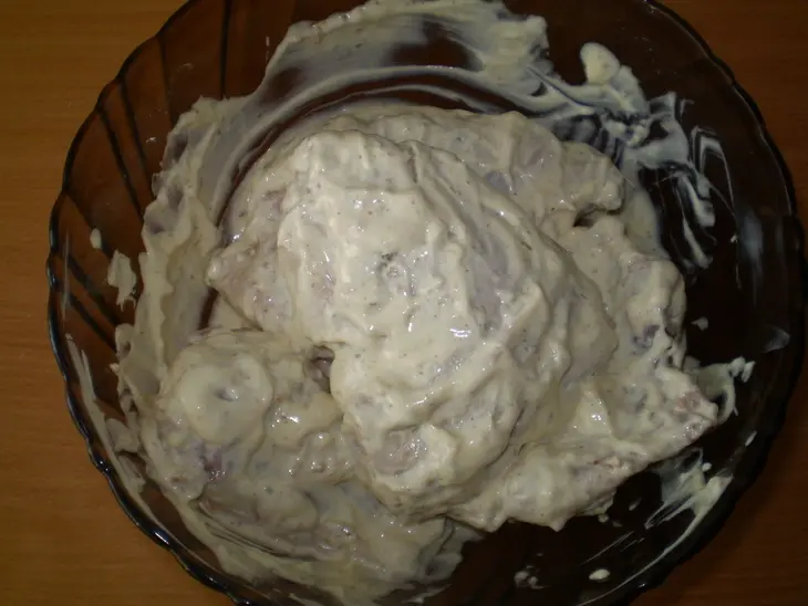 Курица в майонезно - чесночно - горчичном соусе,вкусно и быстро: шаг 2