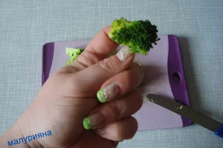 Салат с брокколи: шаг 3