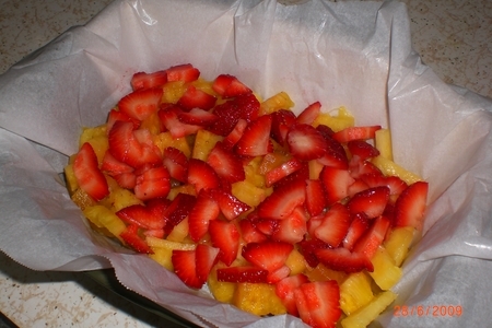 Десерт фруктово-ягодный под яичной корочкой: шаг 1