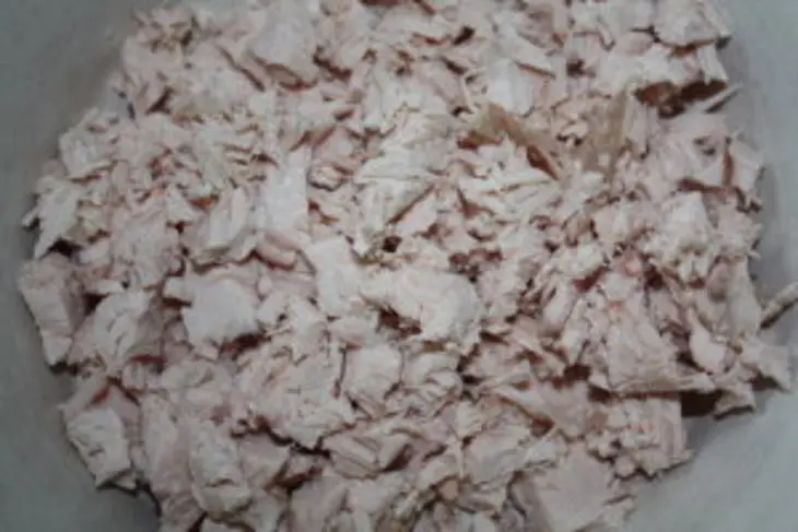 Салат из курицы и винограда: шаг 1