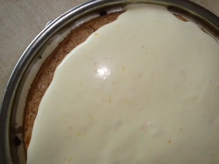 Торт с клубникой и белым шоколадом. нежный: шаг 5