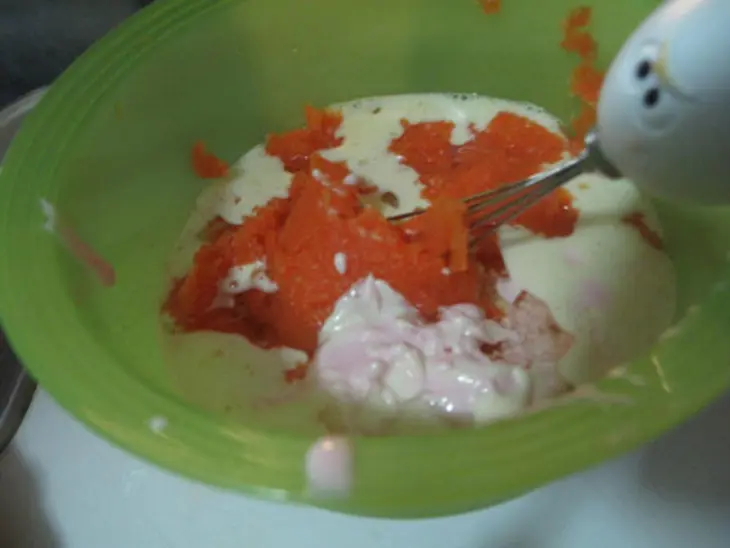 Морковный хлеб (готовится быстро и просто): шаг 3
