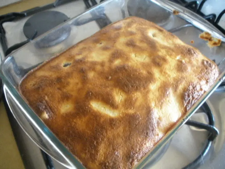 Пудинг с манкой и вишней: шаг 2