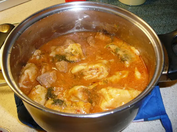 Мясо с луковыми рулетиками: шаг 1