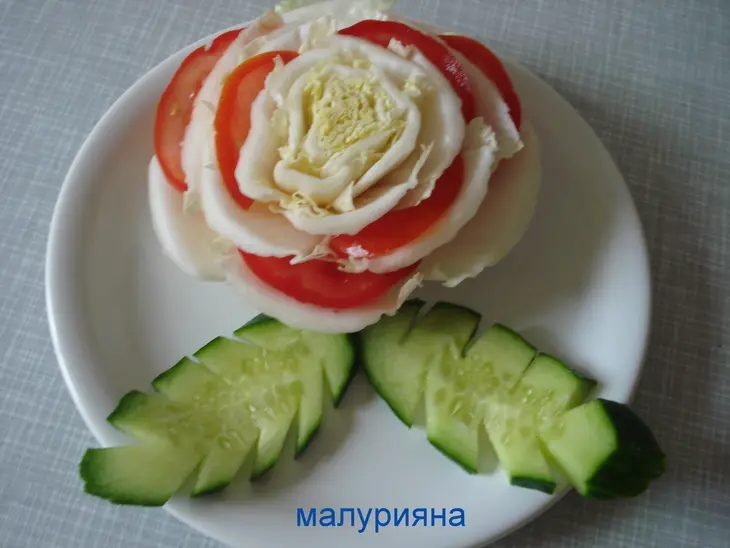 Цветы из овощей(украшения)"не для оценки": шаг 3