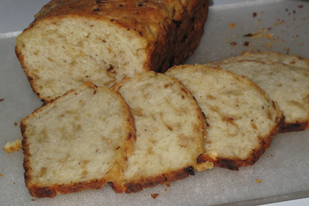 Луково-чесночно-сырный хлеб на пиве (быстро и просто в приготовлении): шаг 8