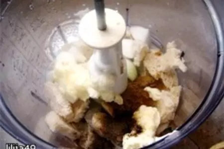 Шарлотка с кабачками и курицей: шаг 2