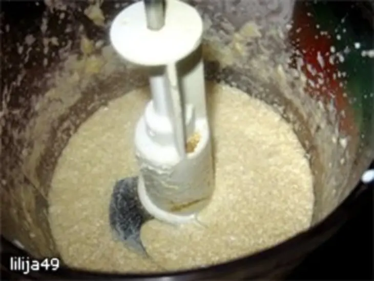 Шарлотка с кабачками и курицей: шаг 3