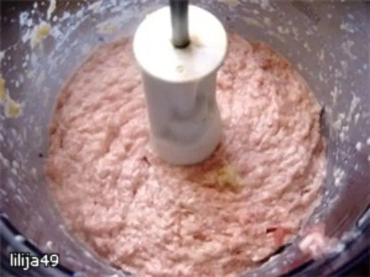 Шарлотка с кабачками и курицей: шаг 4