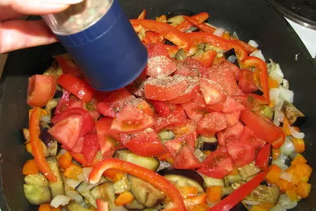 Баклажанчики с овощами: шаг 5
