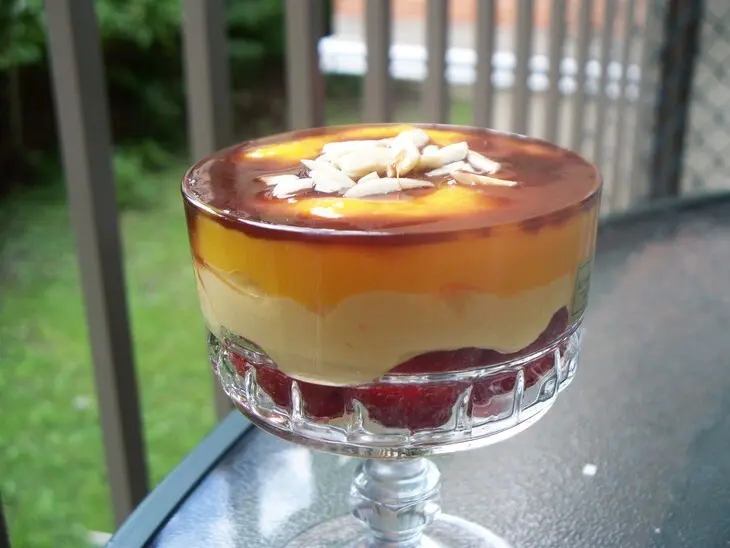Полезно вкусный десерт  из творога и фруктов: шаг 4