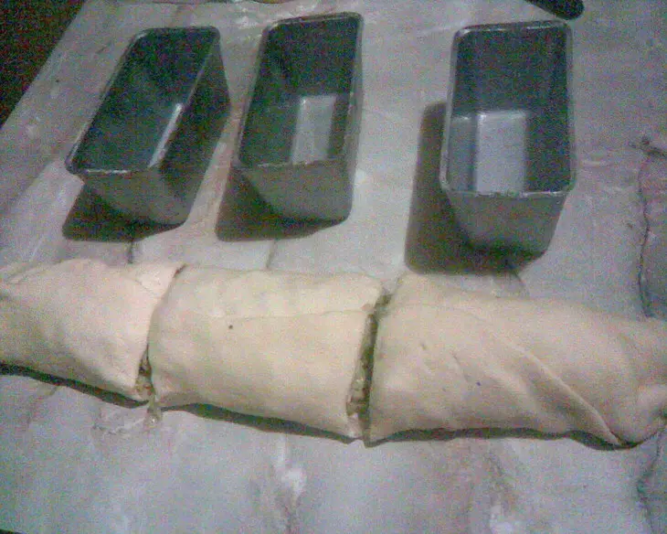 Начинка с  капустой для пирожков и пирогов (постные дрожжевые "кирпичики" - рулетики с капустой): шаг 4
