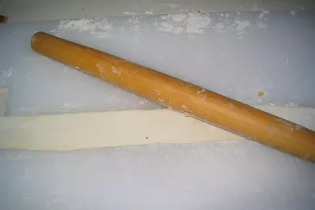 Трубочки с кремом: шаг 2