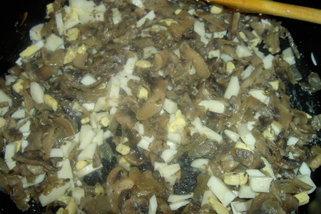 Гречневый пирог с грибами и яйцами: шаг 1
