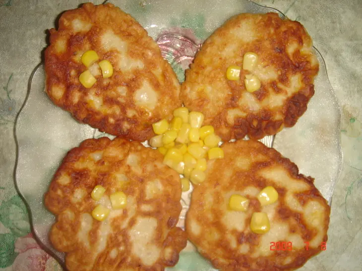 Кукурузные оладьи с курятиной: шаг 8