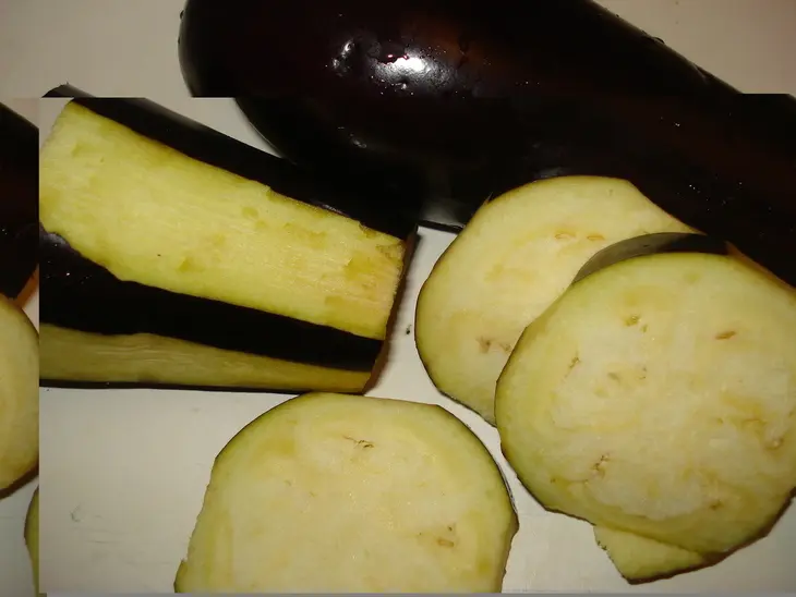 Борани с цыплёнком и баклажанами: шаг 1