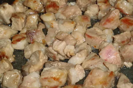 Густой суп со свининой и яблоками.: шаг 1