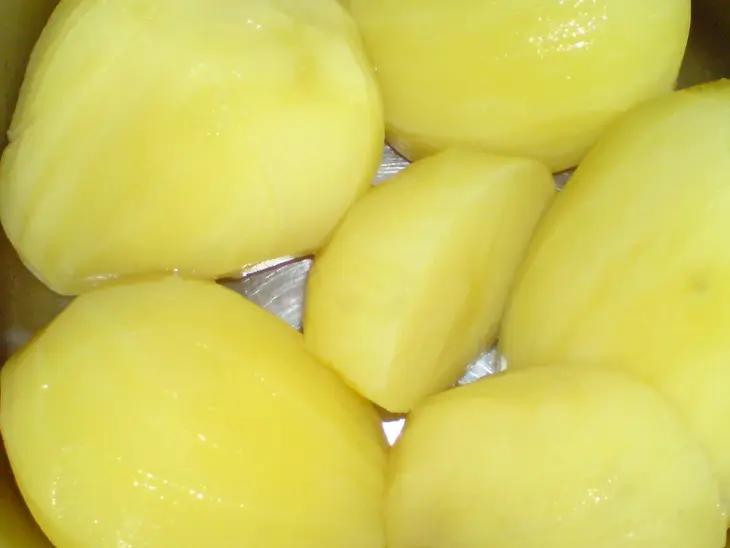 Рыбка под картофельной стружкой: шаг 3