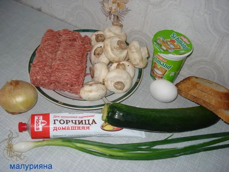 Фрикадельки в соусе: шаг 1