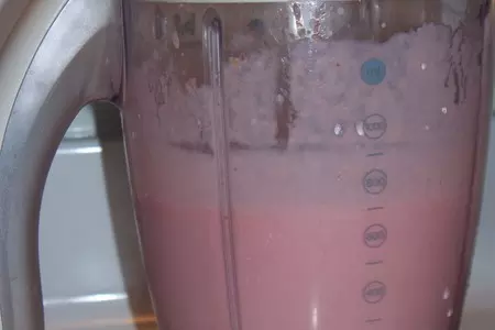 Пирог фермерский с клубникой и сыром  бри !!: шаг 2