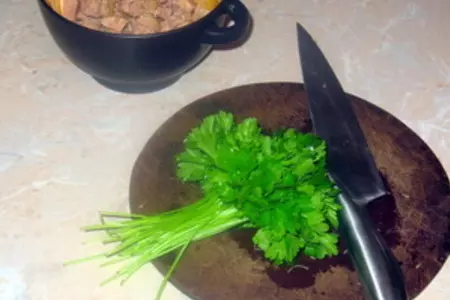 Салат с говядиной и помидорами: шаг 4