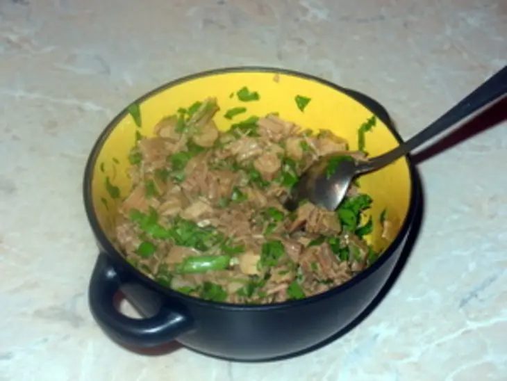 Салат с говядиной и помидорами: шаг 5