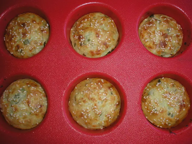Маффины из кабачков и брынзы: шаг 3