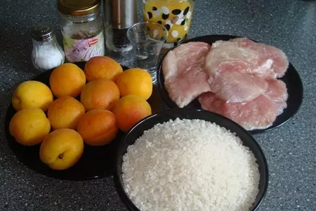 Мясо с абрикосами под медово-апельсиновым соусом: шаг 1